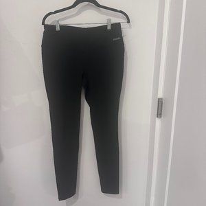 Handful athletic leggings with rushing on back - L - black